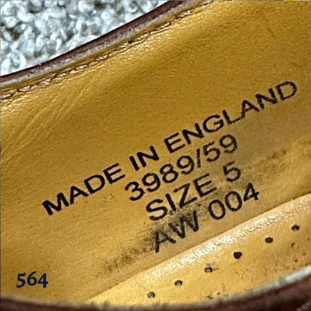 Vintage Dr. Martens Made in England Women's Two Tone Brogue Oxfords US 7